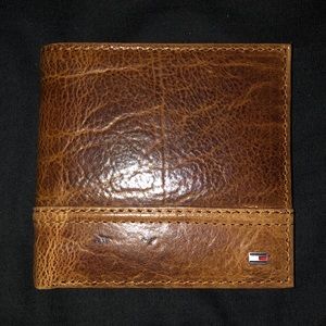 Tommy Hilfiger wallet